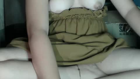 sweet_lily0613 online show from November 17, 5:26 pm