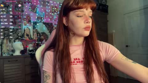 Snapshot of sweet_melissa133 chatting on September 24, 6:20 am Melissa. Join me on Fansly link in social medias online show from September 24, 6:20 am