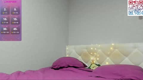 Snapshot of sweet_mia666 chatting on October 1, 2:27 pm Mia online show from October 1, 2:27 pm