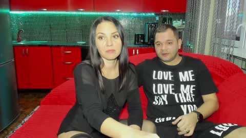 Snapshot of sweet_olga_and_dmitriy chatting on December 11, 5:43 am Olga and Dmitriy online show from December 11, 5:43 am