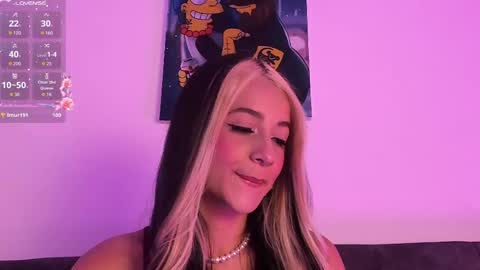 Penny  online show from May 8, 12:38 am