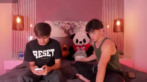 Snapshot of sweet_petter chatting on October 5, 1:41 pm Petter online show from October 5, 1:41 pm