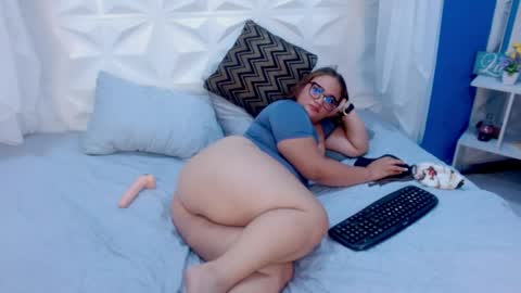 Rose  online show from April 16, 8:09 pm