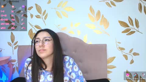 Snapshot of sweet_sammy_7 chatting on February 10, 9:58 am Sammy Lauren online show from February 10, 9:58 am