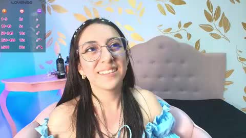Snapshot of sweet_sammy_7 chatting on February 14, 10:17 am Sammy Lauren online show from February 14, 10:17 am