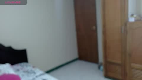 Mari online show from November 16, 1:51 am