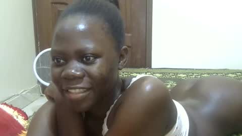 Snapshot of sweet_sharon01 chatting on September 16, 5:10 am Sharon online show from September 16, 5:10 am