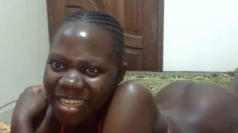Snapshot of sweet_sharon01 chatting on September 28, 9:24 pm Sharon online show from September 28, 9:24 pm