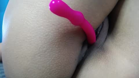 Adriana online show from March 3, 8:00 pm