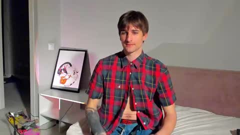 sweet_smith8 online show from February 25, 2:37 pm