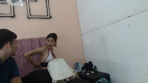 sweet_sofi20 online show from April 12, 2:21 pm