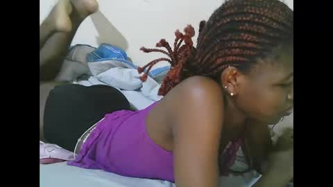Snapshot of sweet_tattiana chatting on September 10, 9:27 pm Tatty online show from September 10, 9:27 pm