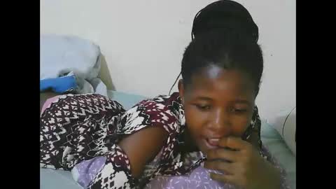 Snapshot of sweet_tattiana chatting on October 19, 12:10 pm Tatty online show from October 19, 12:10 pm