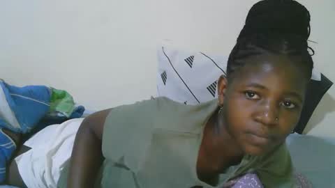 Snapshot of sweet_tattiana chatting on October 2, 6:23 am Tatty online show from October 2, 6:23 am