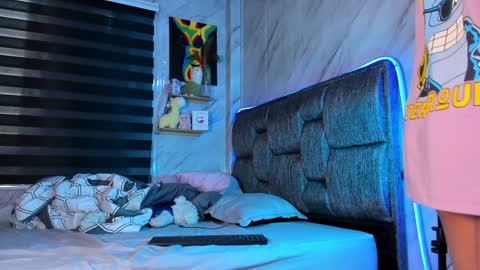 Snapshot of sweet_tits2 chatting on January 2, 6:34 pm Isabella online show from January 2, 6:34 pm