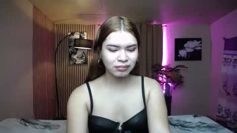 sweet_trexie online show from October 26, 12:00 am