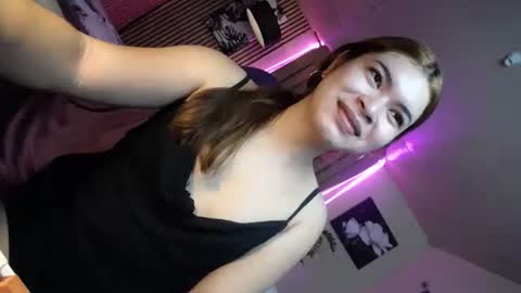 sweet_trexie online show from November 2, 1:38 am