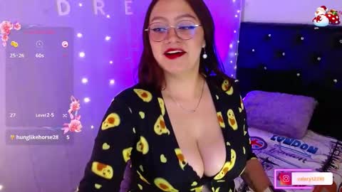 Snapshot of sweet_valery21 chatting on February 4, 1:59 pm valery online show from February 4, 1:59 pm