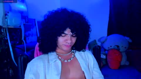 Snapshot of sweet_vond chatting on February 26, 8:39 am Steven independent model online show from February 26, 8:39 am