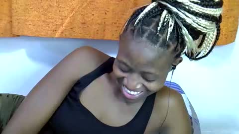 sweet_zarah online show from February 6, 7:38 pm