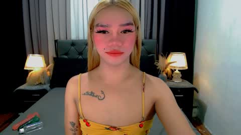 bea takashi  online show from April 11, 9:35 am