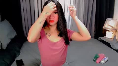 bea takashi  online show from November 11, 9:22 am