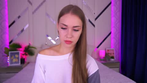 SweetAngellic online show from September 22, 12:42 pm