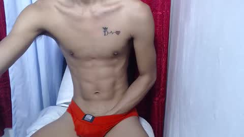 Snapshot of sweetbigcockz chatting on September 30, 5:45 pm sweetbigcockz online show from September 30, 5:45 pm