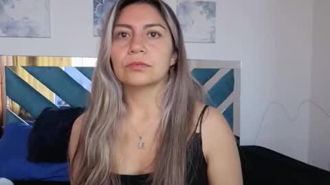 Cinthia online show from October 17, 1:26 pm