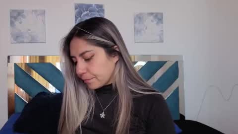 Cinthia online show from October 21, 12:54 pm