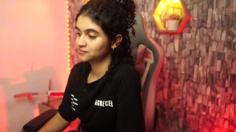 Salom independent model online show from January 16, 4:54 am