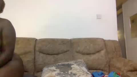 sweetbrwntit online show from October 21, 11:48 am