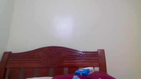 sweetbrwntit online show from November 3, 12:17 pm