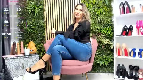 Cherry online show from October 31, 6:47 am