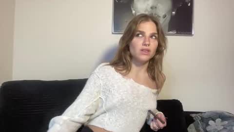 sweetcme online show from April 17, 1:30 am