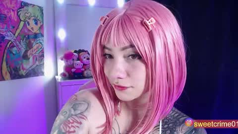       Independent model online show from October 28, 5:30 am