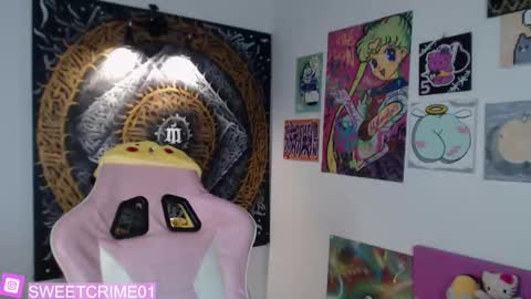       Independent model online show from September 13, 5:21 am