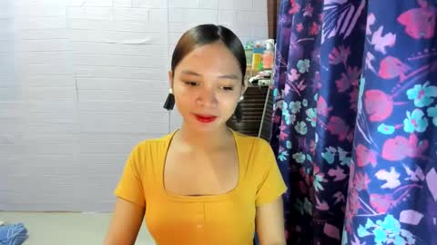 Snapshot of sweetcummer27 chatting on March 12, 10:17 pm SOPHIA online show from March 12, 10:17 pm