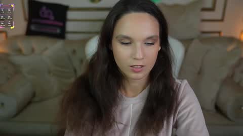 Amelia online show from October 21, 6:33 pm