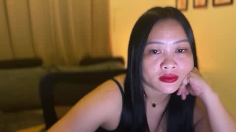 Snapshot of sweetestsmile_ chatting on November 2, 2:39 pm Khaye online show from November 2, 2:39 pm