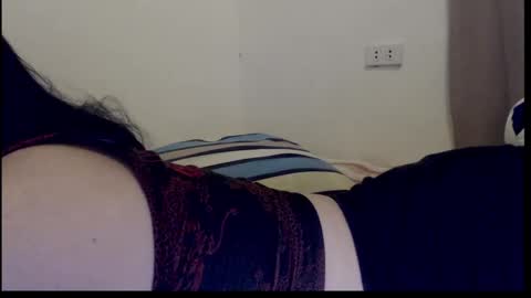 Snapshot of sweetestsmile_ chatting on March 8, 1:50 am Khaye online show from March 8, 1:50 am