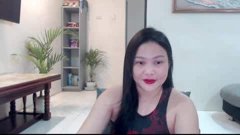 Snapshot of sweetestsmile_ chatting on March 7, 2:45 pm Khaye online show from March 7, 2:45 pm