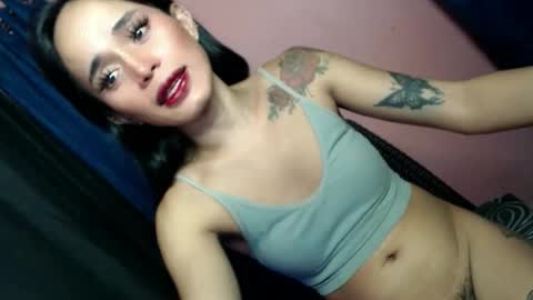 Snapshot of sweetfuckerbabyy18 chatting on October 7, 4:03 pm sweetfuckerbabyy18 online show from October 7, 4:03 pm