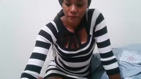 sweetginah online show from September 19, 11:58 am