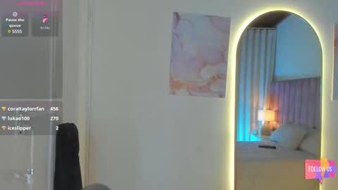 Snapshot of sweetgirl______ chatting on February 27, 4:46 am Dulce online show from February 27, 4:46 am