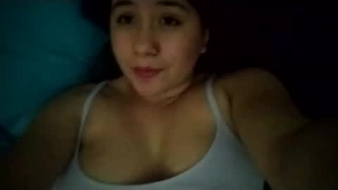 Snapshot of sweetie__annie chatting on January 11, 5:31 am Ana Mara  i cant Make noise My family is here  online show from January 11, 5:31 am