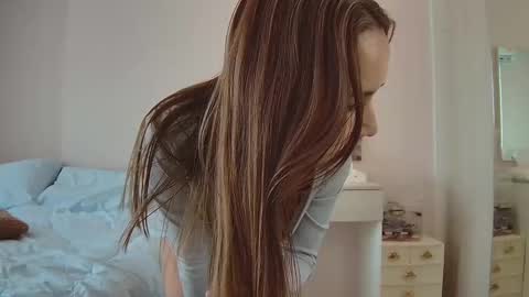 Snapshot of sweetie_natasha chatting on February 14, 5:19 am Sweetie Natasha online show from February 14, 5:19 am