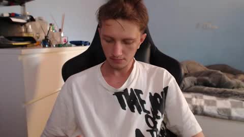 Cat online show from October 30, 1:23 pm