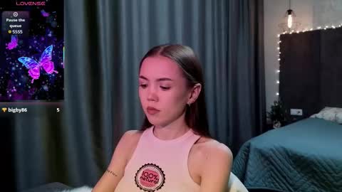 sweetieee_kira online show from January 14, 9:45 pm