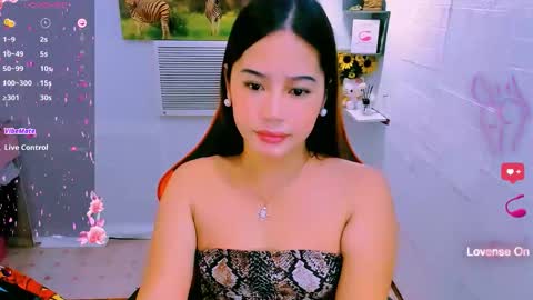 Nicole online show from October 10, 5:19 pm